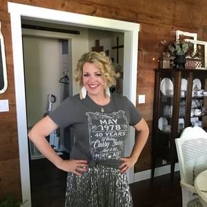 Meet your Posher, Angie